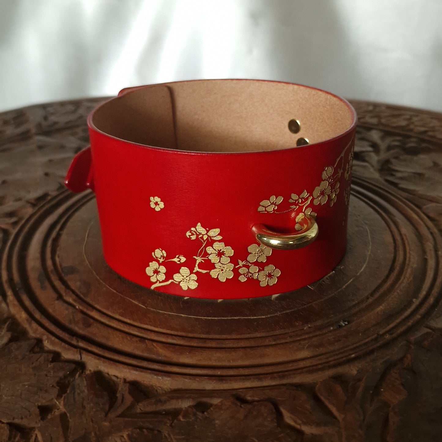 Handmade sakura floral blossom choker for fetish fashion and geisha bdsm play. Gold ornament.
