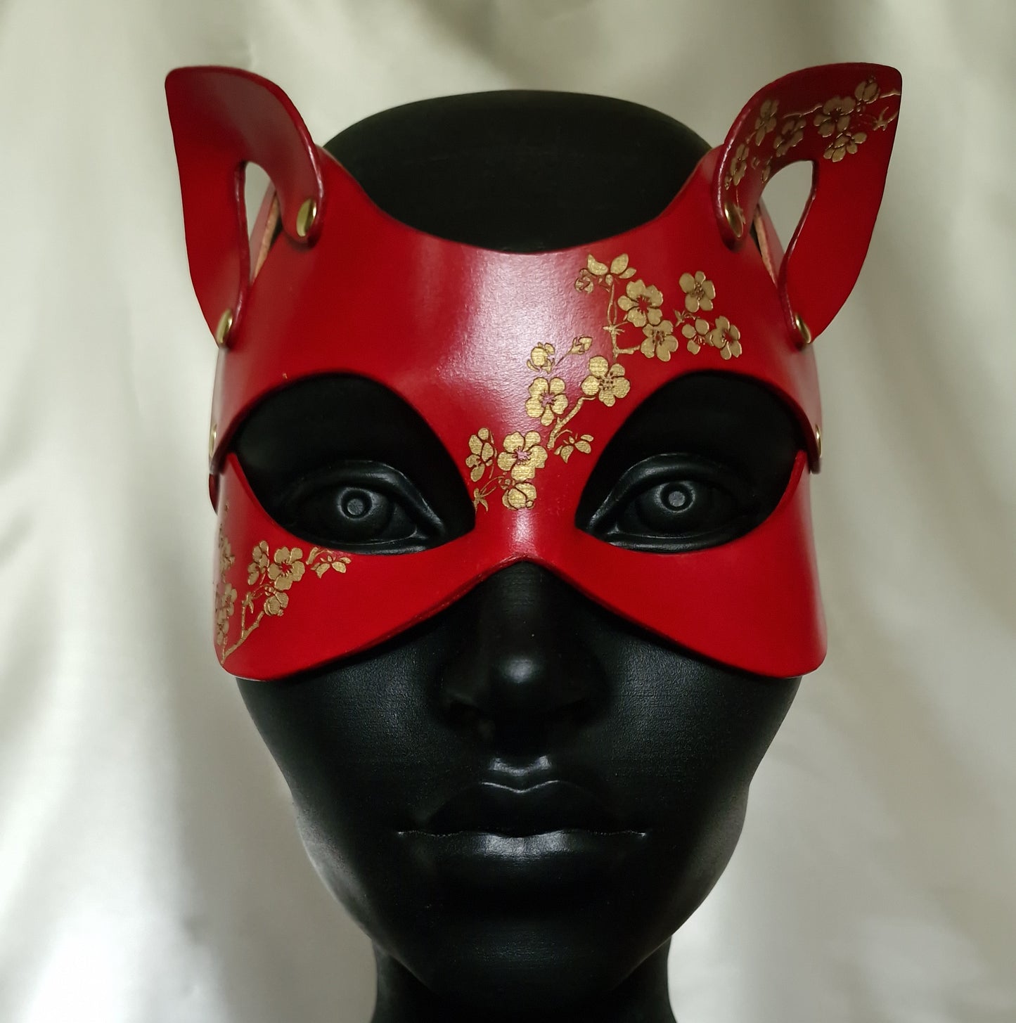 Fetish cat mask for geisha bdsm roleplay.