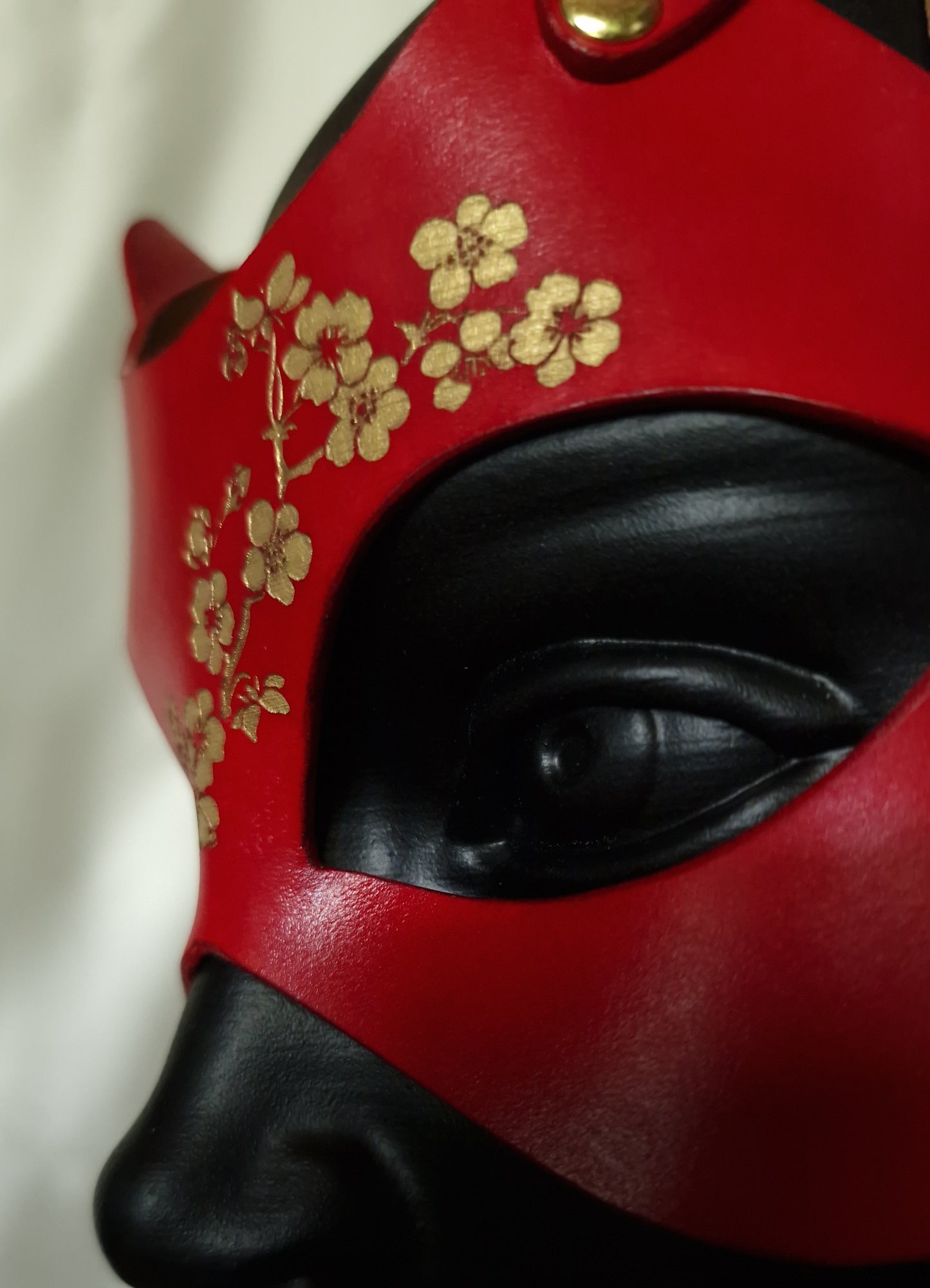 Lightweight leather kitten mask. Catwoman roleplay costume.