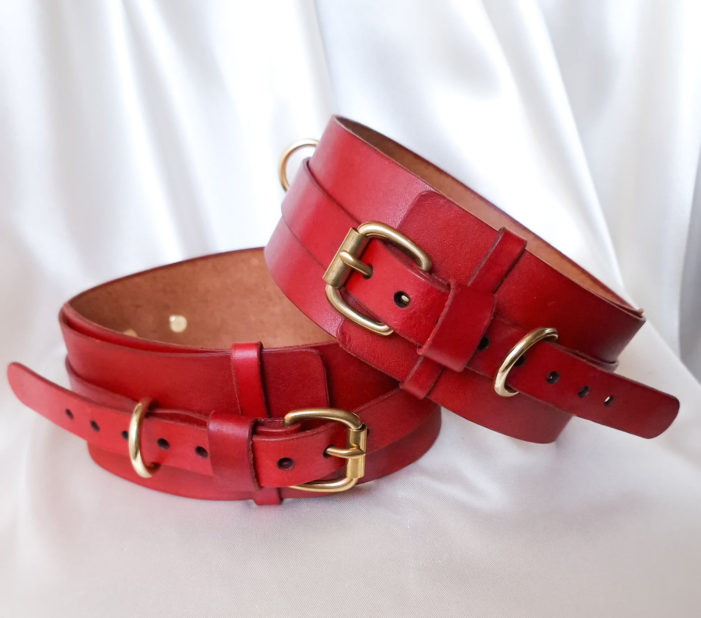 Ellipse Belt & Thigh Cuffs Red