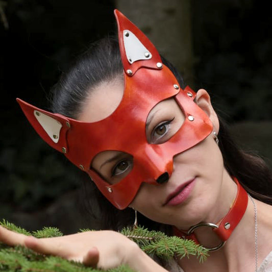 Fox leather mask for fetish/pet play—kitsune/vulpine style.